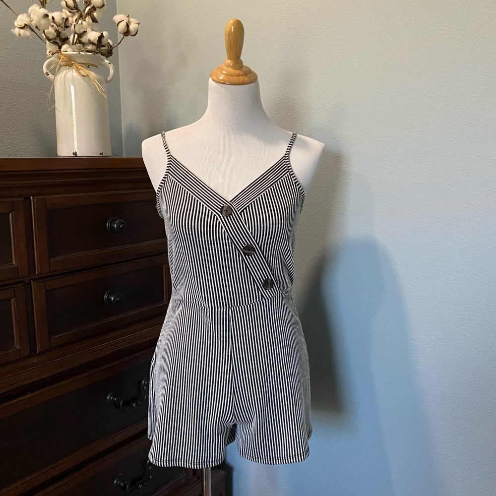 CAUTION TO THE WIND Striped Romper, Size M, NWT